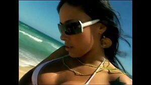 Ass-fuck orgy on the beaches of Brazil