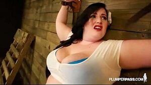 Stellar Plus-size Eliza Allure Submits and Drills Her Sir